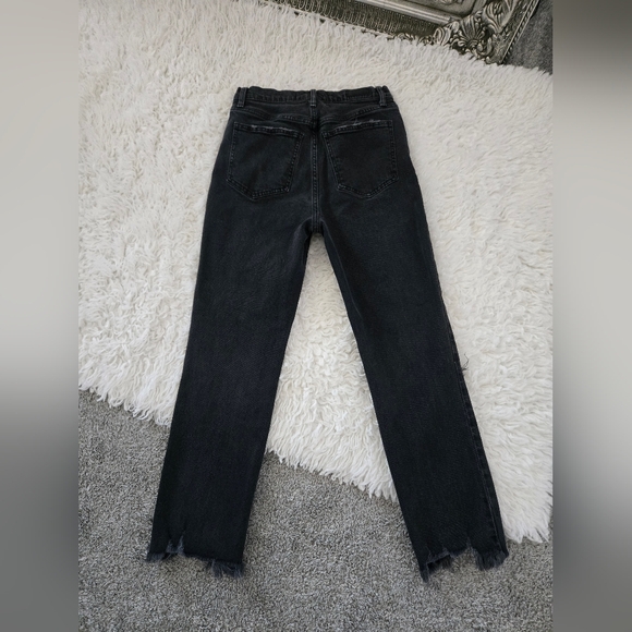 Abercrombie & Fitch Ankle Straight Ultra High Rise Black Distressed Jeans Size 2 - Picture 2 of 8